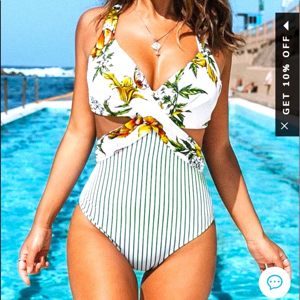 COPY - Cupshe one piece halter bathing suit  multicolor